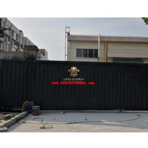 上海金山工廠7米寬電動平移鐵大門
