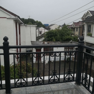 出口別墅鋁藝欄桿鋁藝護(hù)欄