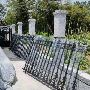 庭院圍欄鋁藝圍欄護(hù)欄