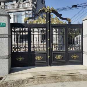 電動鋁藝鐵藝大門護(hù)欄安裝案列1
