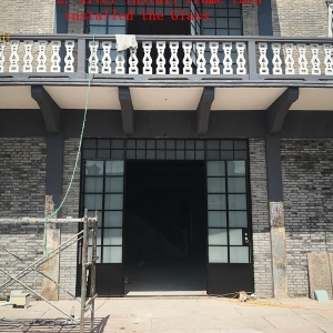 鐵藝大門老鋼窗玻璃門